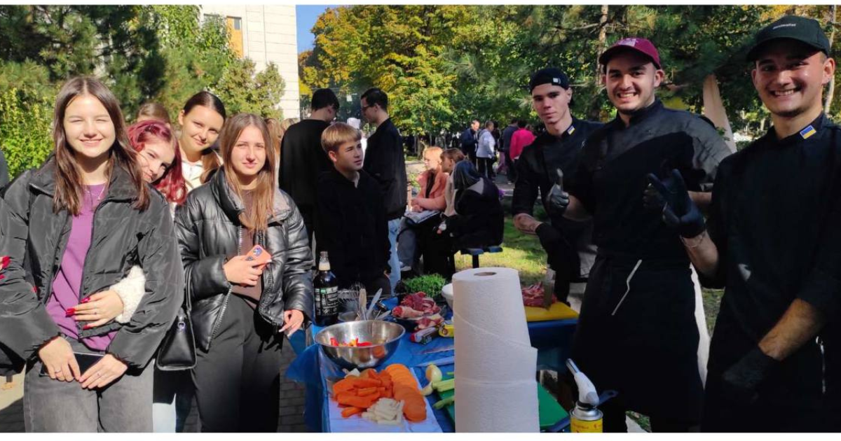 Здобувачі освіти коледжу відвідали Конкурс BBQ-2025 Здобувачі освіти коледжу відвідали Конкурс BBQ-2025